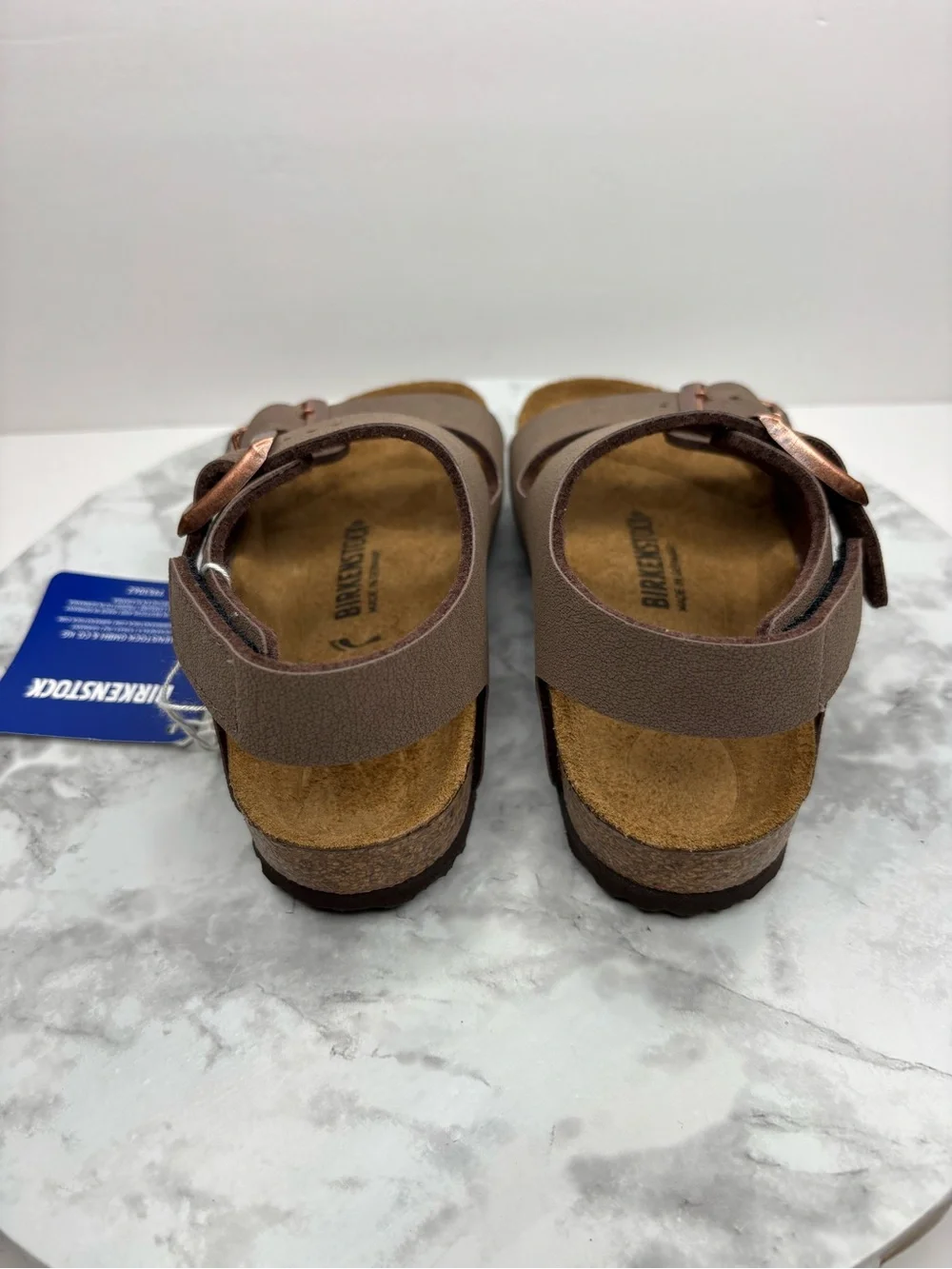 Size 10- Birkenstock Milano sandals in mocha kids 27Eur